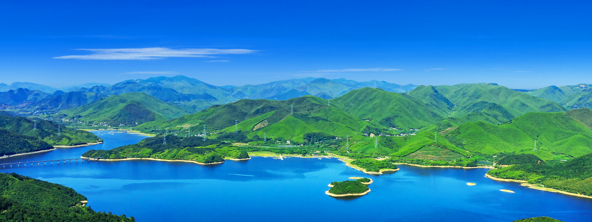 讓天更藍、山更綠、水更清，讓生活更美好